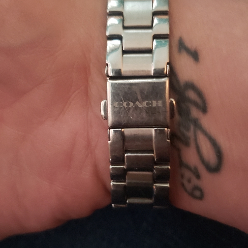 Coach Watch - Picture 2 of 2